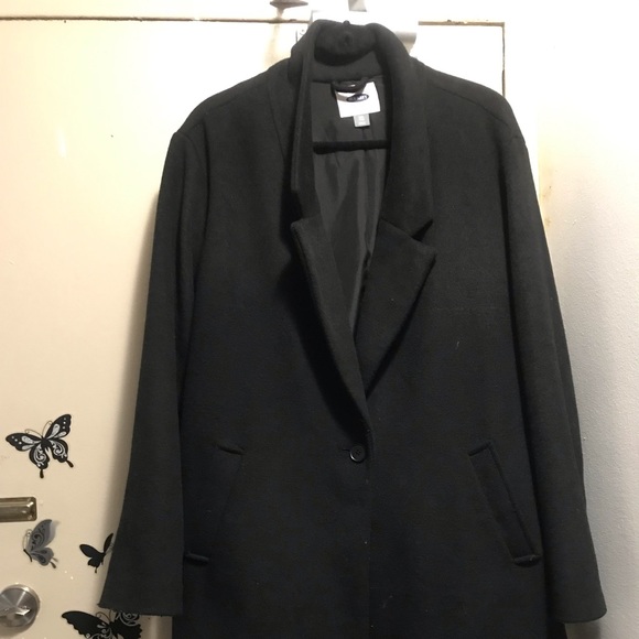 Coat - Picture 2 of 4